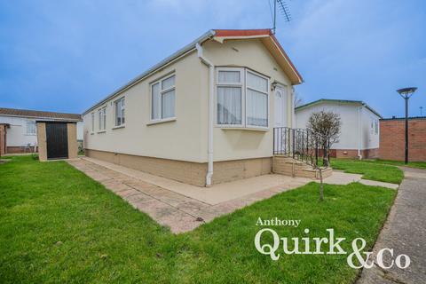 2 bedroom park home for sale, Creek Road, Canvey Island, SS8