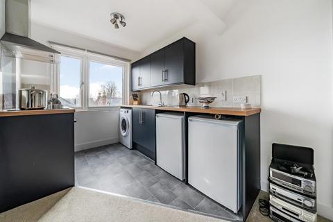 1 bedroom flat for sale, Basingstoke,  Hampshire,  RG21