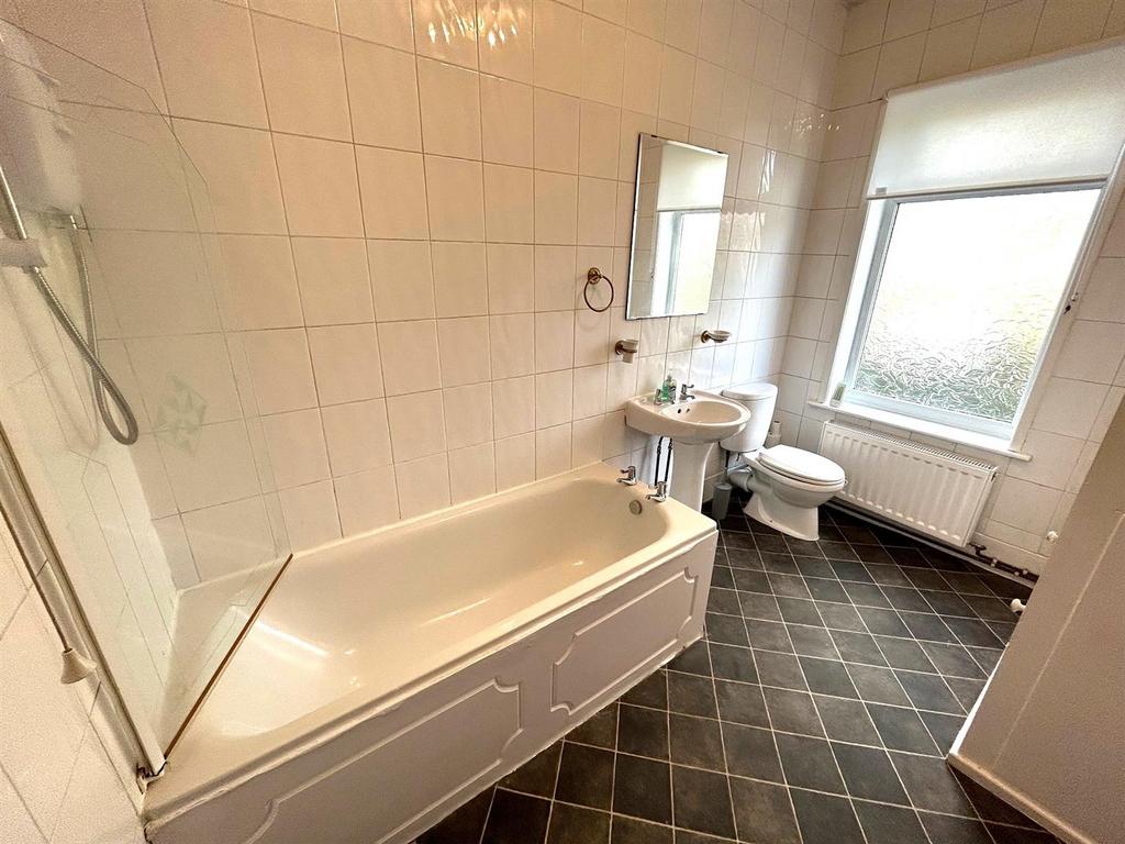Bath.jpg