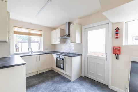 3 bedroom semi-detached house to rent, Collyer View, Ben Rhydding, Ilkley, LS29