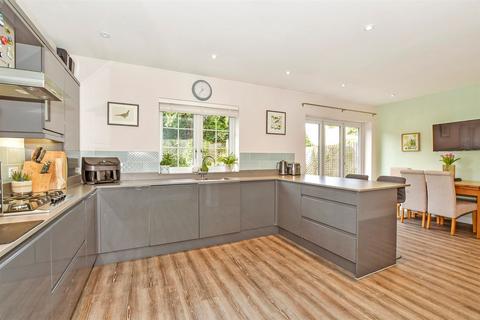 3 bedroom terraced house for sale, High Street, Godstone, Surrey