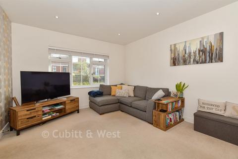 3 bedroom terraced house for sale, The Pilgrims, Godstone RH9