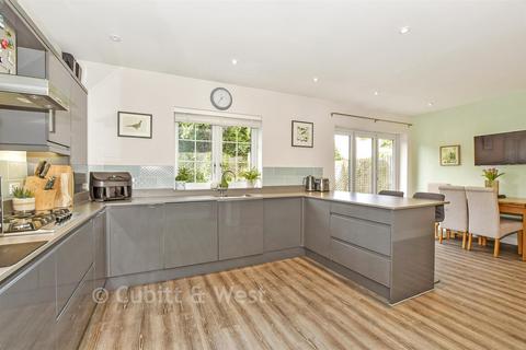 3 bedroom terraced house for sale, The Pilgrims, Godstone RH9