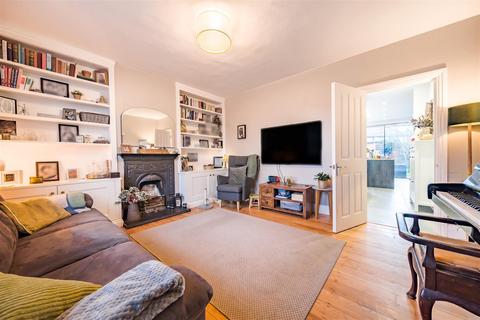 5 Lovell Road, Richmond, TW10 7LB