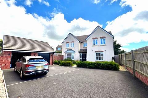 4 bedroom detached house for sale, Greenmeadow Way, Rhoose, CF62