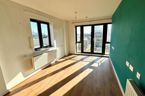 2 bedroom flat for sale, Thomas Fyre Drive, Catherine House, E3