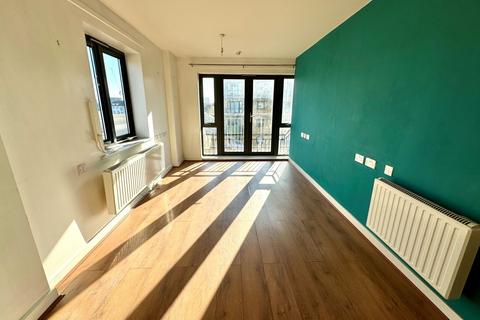 2 bedroom flat for sale, Thomas Fyre Drive, Catherine House, E3