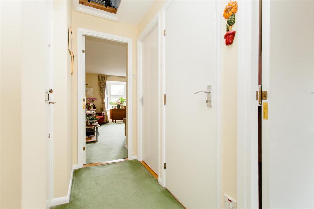 Coopers Close (12).jpg
