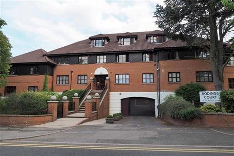 1 bedroom apartment to rent, Rodings Court, The Avenue, Highams Park, E4