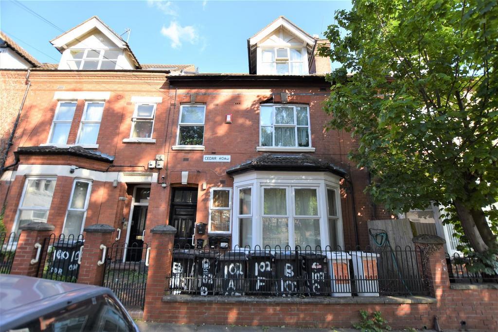 102 Cedar Road.jpg