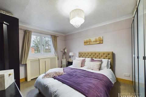 4 bedroom terraced house for sale, Whistler Close, Basingstoke RG21