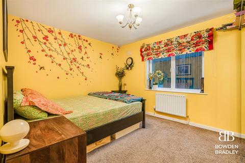 12 Tylney Close, Chigwell, IG7 4EH