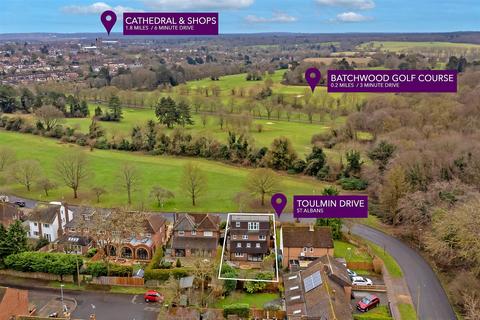 5 bedroom detached house for sale, Toulmin Drive, St. Albans