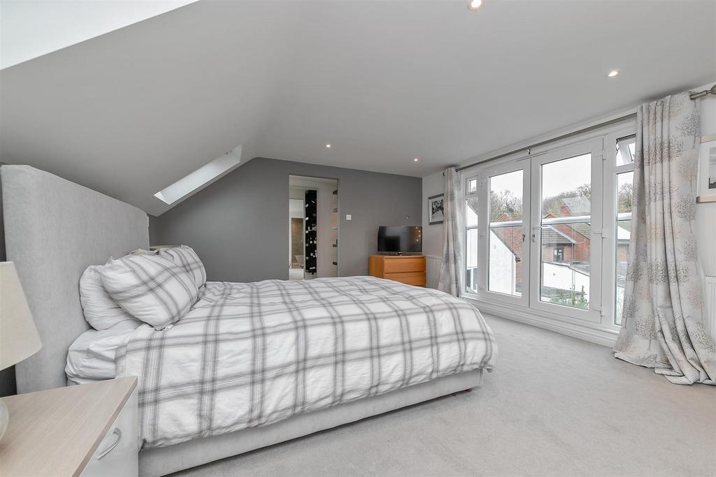 17 AToulmin Drive-52.jpg