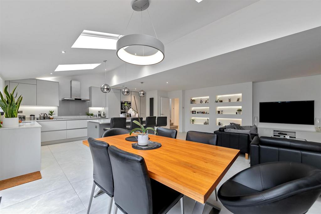 17 AToulmin Drive-37.jpg