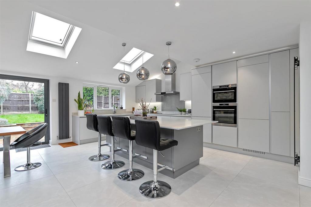 17 AToulmin Drive-25.jpg