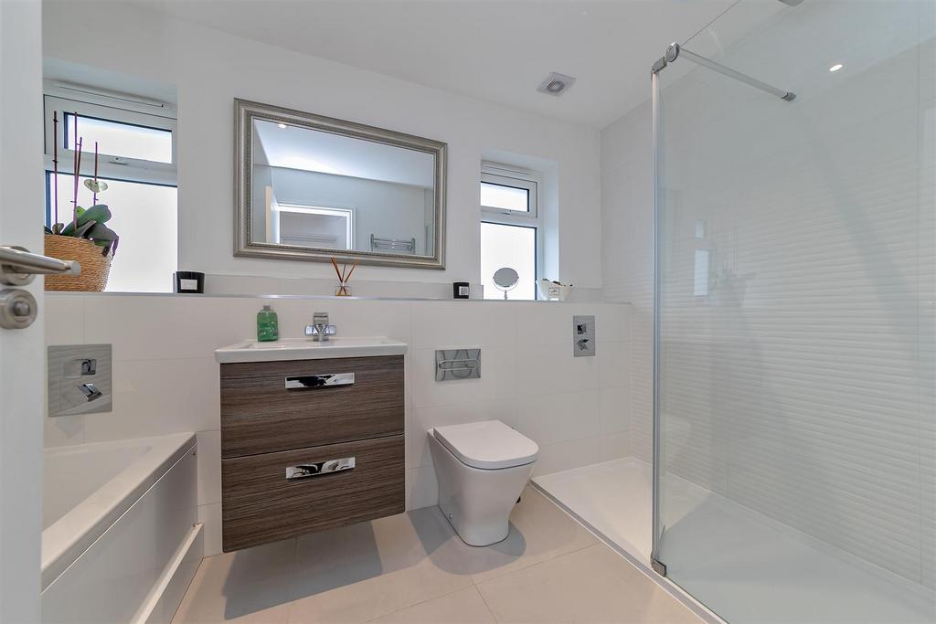 17 AToulmin Drive-40.jpg