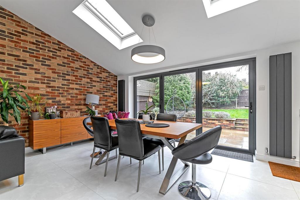 17 AToulmin Drive-35.jpg