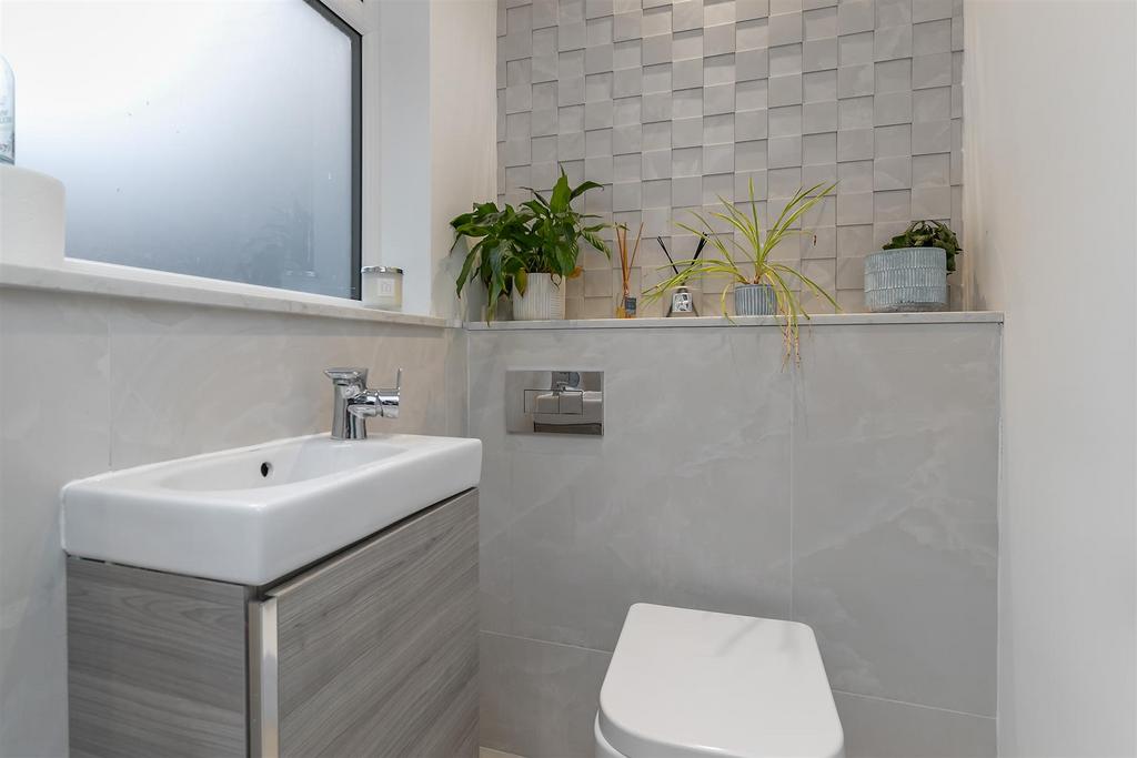 17 AToulmin Drive-22.jpg