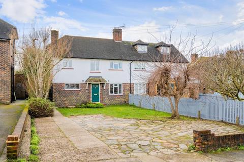 Bridgefield Close, Banstead