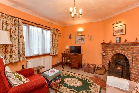 1 bedroom detached bungalow for sale, Courtlands Close, Goring-By-Sea, Worthing, West Sussex