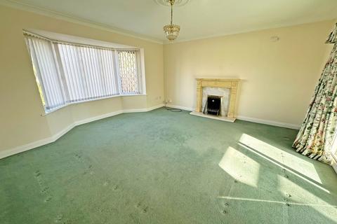 2 bedroom detached bungalow for sale, Corbett Road, Hollywood, B47 5LL