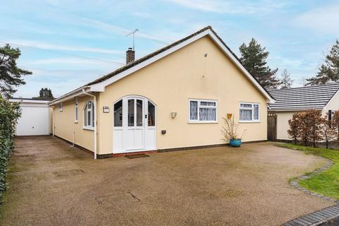 2 bedroom detached bungalow for sale, The Chase, Verwood BH31