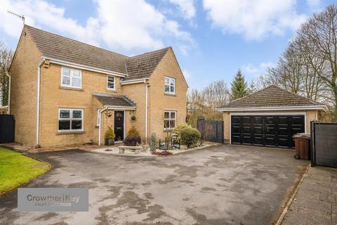 4 bedroom detached house for sale, Valerian Close, Buxton