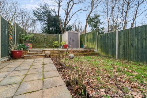 7 Crowborough Path, Watford, WD19 6EH