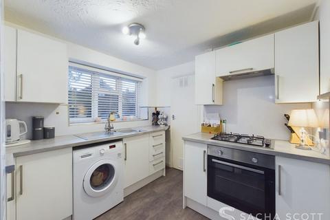 1 bedroom flat for sale, Eastgate, Banstead, SM7