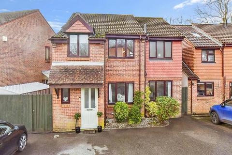 4 bedroom detached house for sale, Cedar Drive, Southwater, Horsham, West Sussex