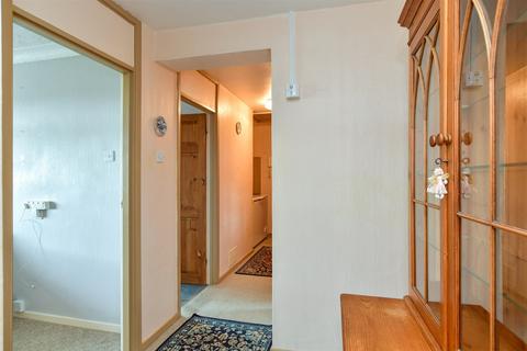 2 bedroom flat for sale, Kipling Avenue, Woodingdean, Brighton, East Sussex