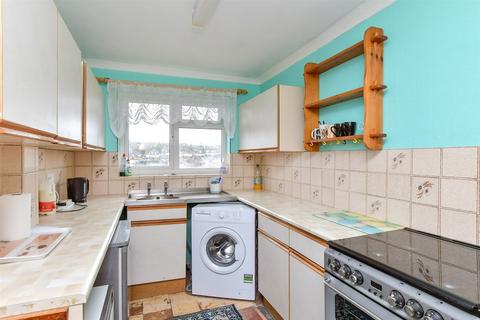 2 bedroom flat for sale, Kipling Avenue, Woodingdean, Brighton, East Sussex