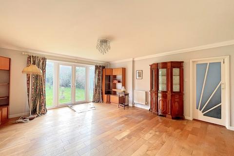 3 bedroom property for sale, Chapel Road, Tiptree, Colchester, CO5