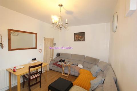 3 bedroom terraced house for sale, Plaistow E13