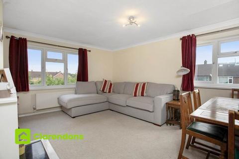 2 bedroom maisonette for sale, Coneyberry, Reigate RH2