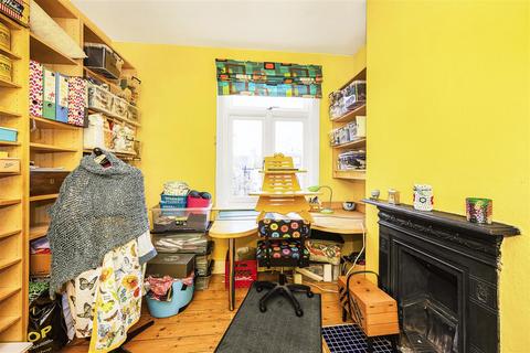 2 bedroom terraced house for sale, Adelaide Road, London E10