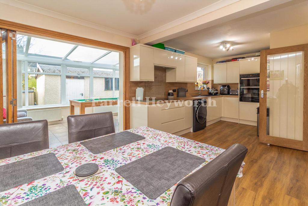 Kitchen Diner