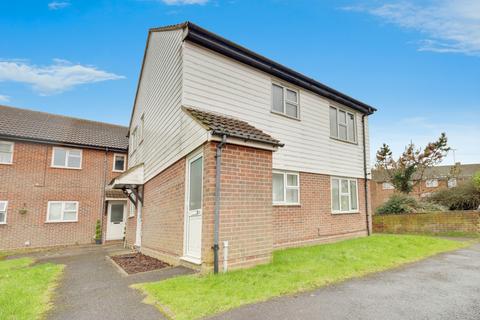 20 Abbotswood, Benfleet, SS7 3XT