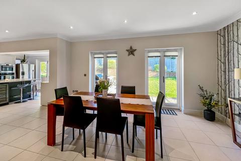 2 Chynham Place, South Croydon, CR2 0JZ