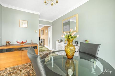 3 bedroom detached house for sale, Riversdale Road, West Cross, Swansea