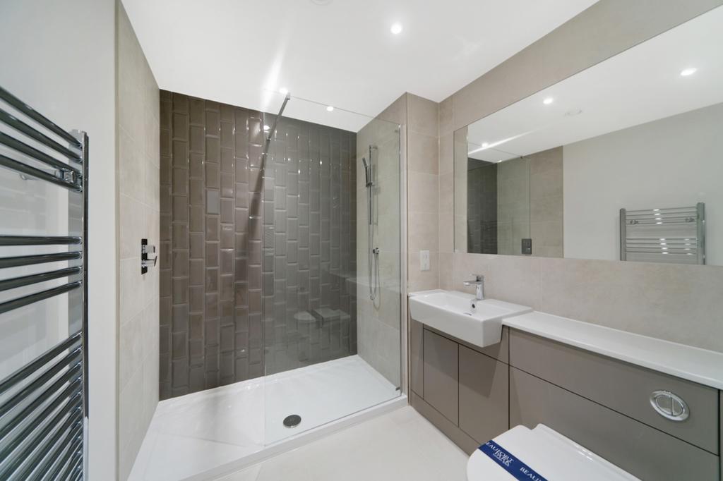 Apartment in Colindale - View 5