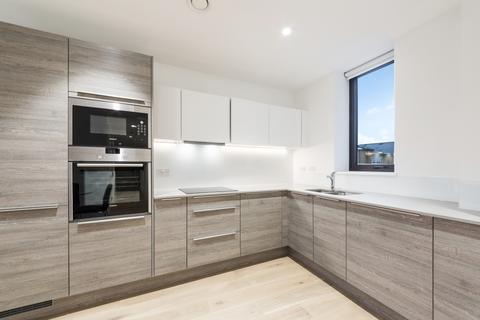 2 bedroom flat to rent, Kingsland High Street, Dalston, London, E8