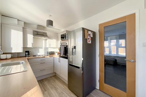 33 Noble Avenue, Bristol, BS30 8YY
