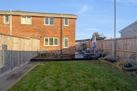 33 Noble Avenue, Bristol, BS30 8YY