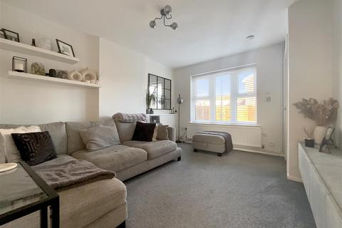 33 Noble Avenue, Bristol, BS30 8YY