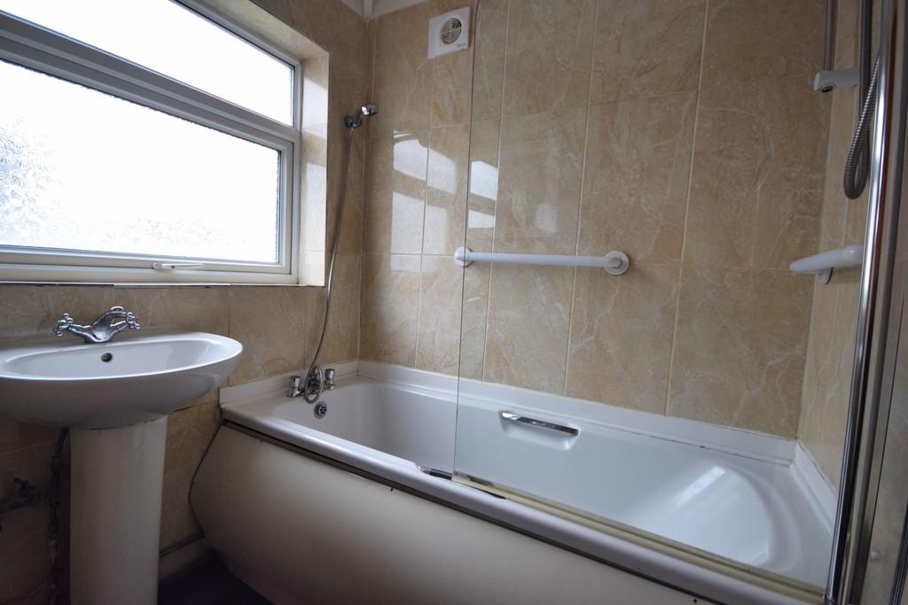 Bathroom 1.1 (1)