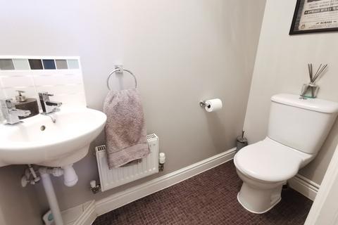 46 Bullfinch Drive, Harleston, IP20 9FB