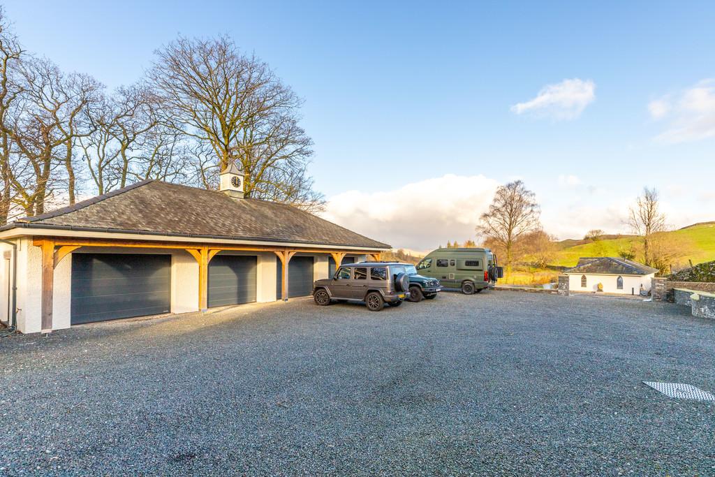 4 Bay Car Garage