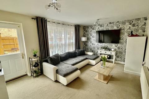 2 bedroom end of terrace house for sale, Riverside Park, Spalding